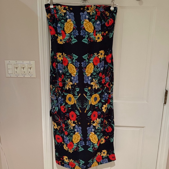NWT Cara Cara Leah Midi Floral Dress Size 12 (Retail: $595) - Picture 2 of 7